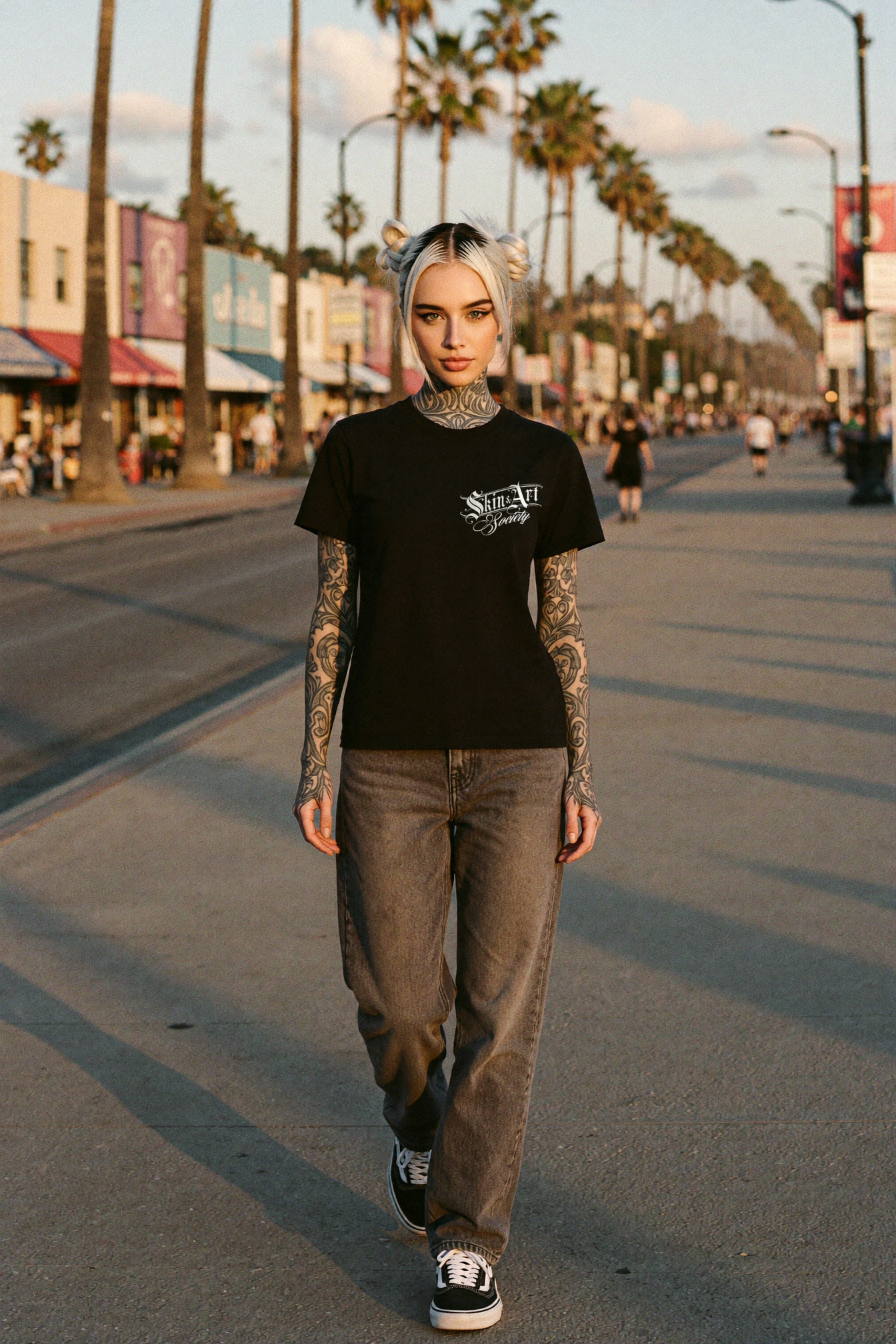 Damen Front Venice Boardwalk